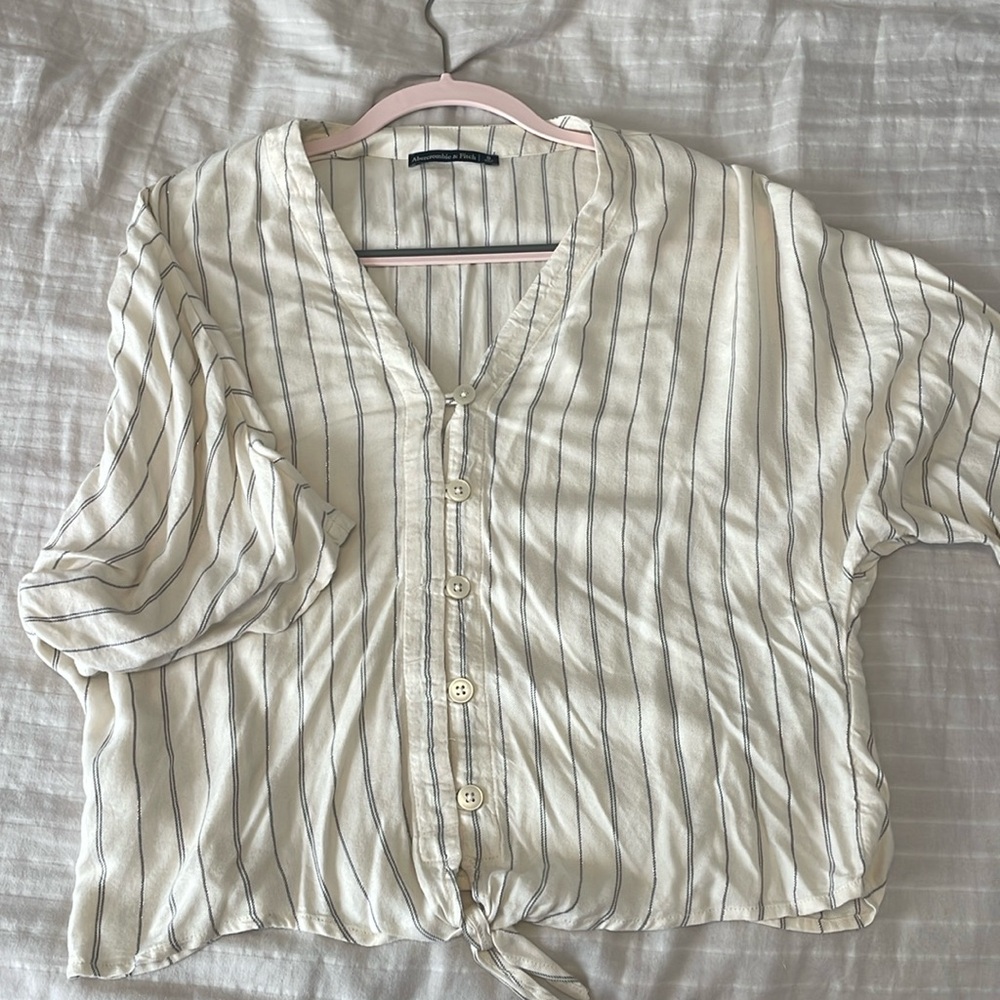 Abercrombie shirt with silver stitching and buttons
